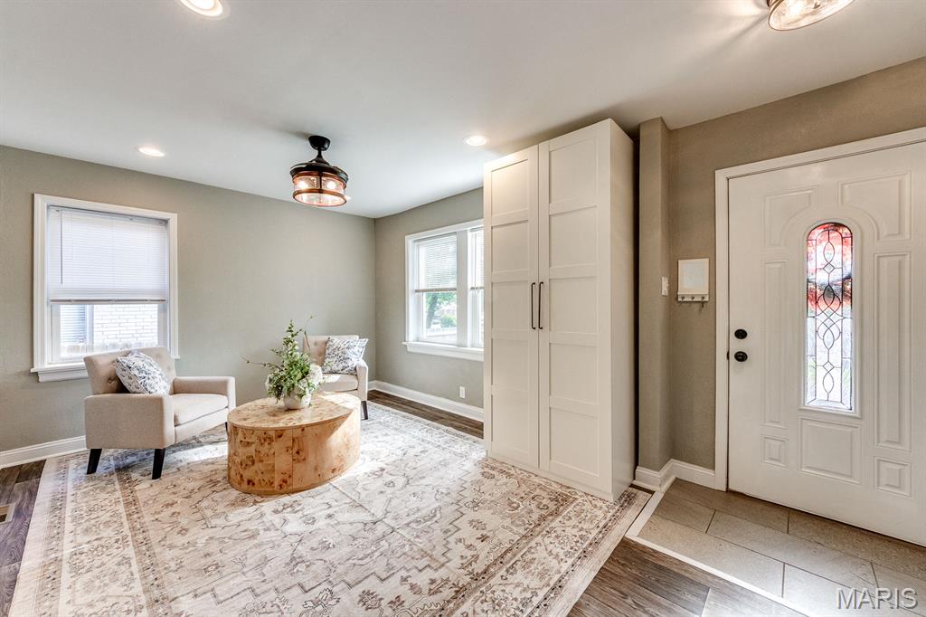 2825 Telegraph Road St. Louis, MO 63125 - Photo 3 of 32