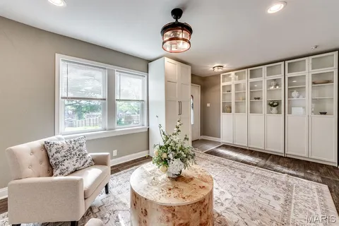 $227,000 | 2825 Telegraph Road, St. Louis, MO 63125