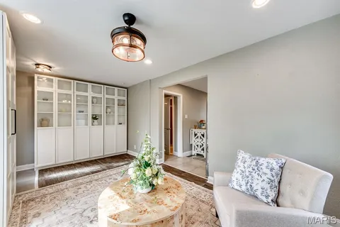 $227,000 | 2825 Telegraph Road, St. Louis, MO 63125