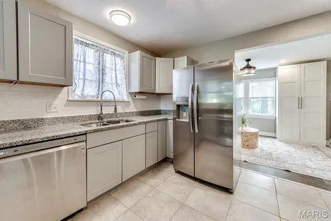 $227,000 | 2825 Telegraph Road, St. Louis, MO 63125