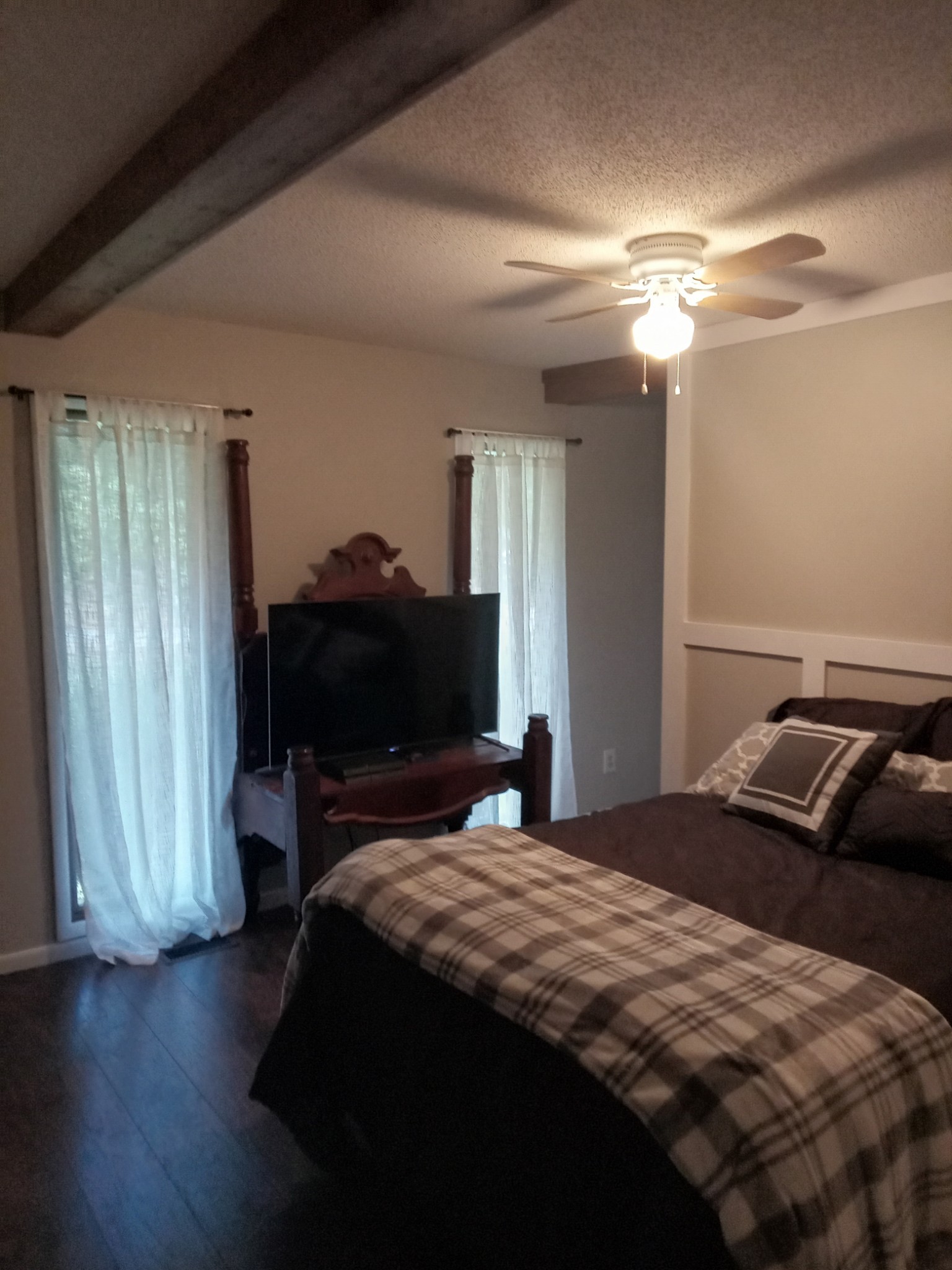 281 Myers Road Winchester, TN 37398 - Photo 15 of 31 a bedroom with a bed and a chandelier