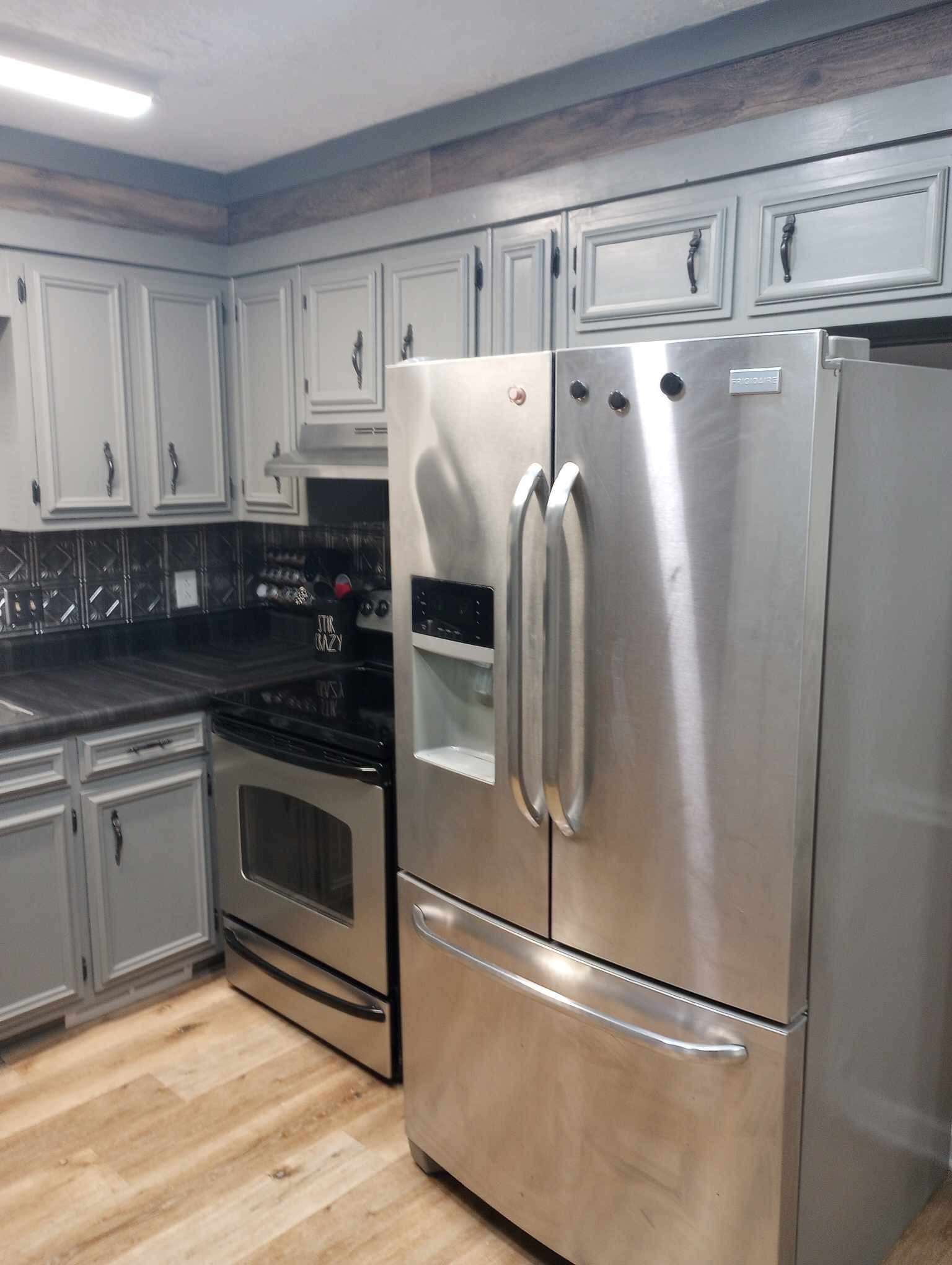 281 Myers Road Winchester, TN 37398 - Photo 6 of 31 a kitchen with granite countertop a refrigerator sink and cabinets