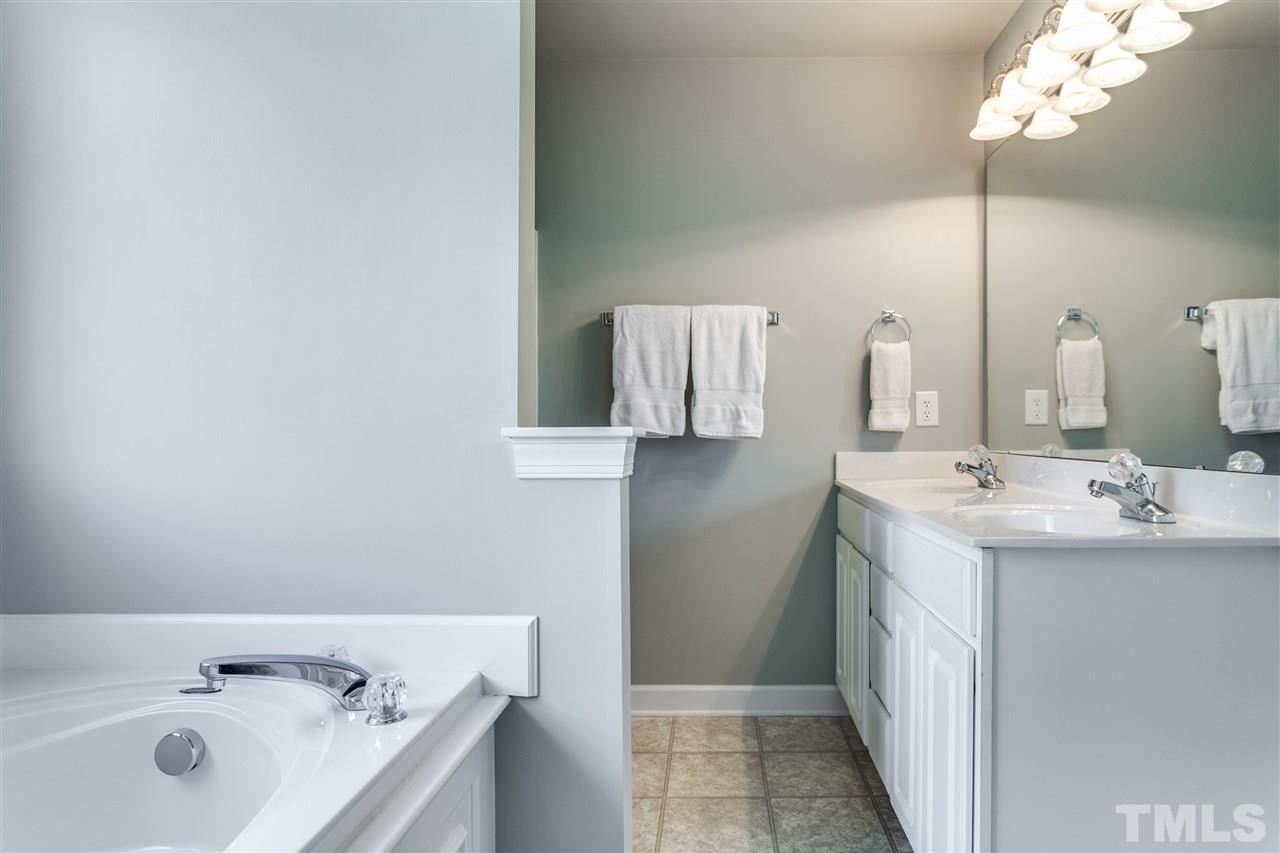 508 Deacon Ridge Street Wake Forest, NC 27587 - Photo 14 of 25 Gallery Image 14