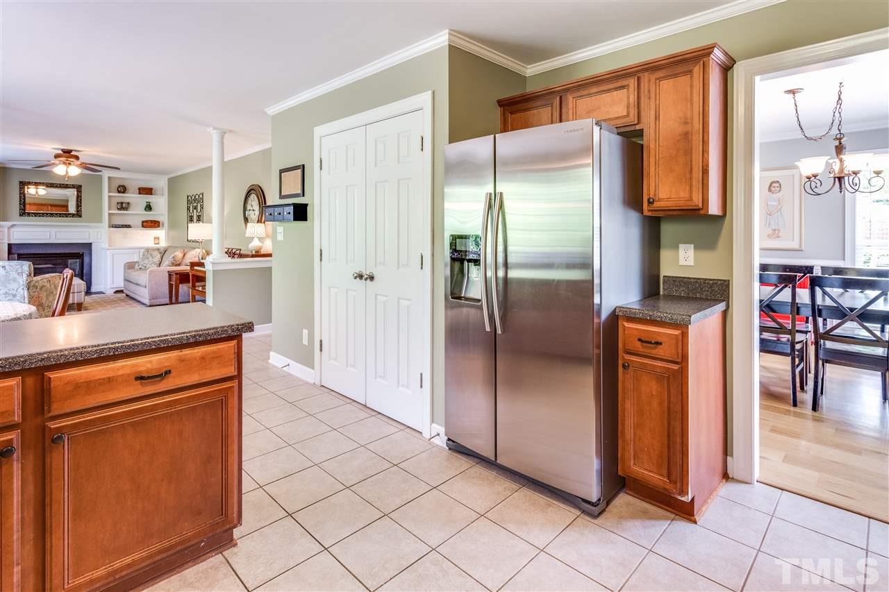 508 Deacon Ridge Street Wake Forest, NC 27587 - Photo 6 of 25 Gallery Image 6