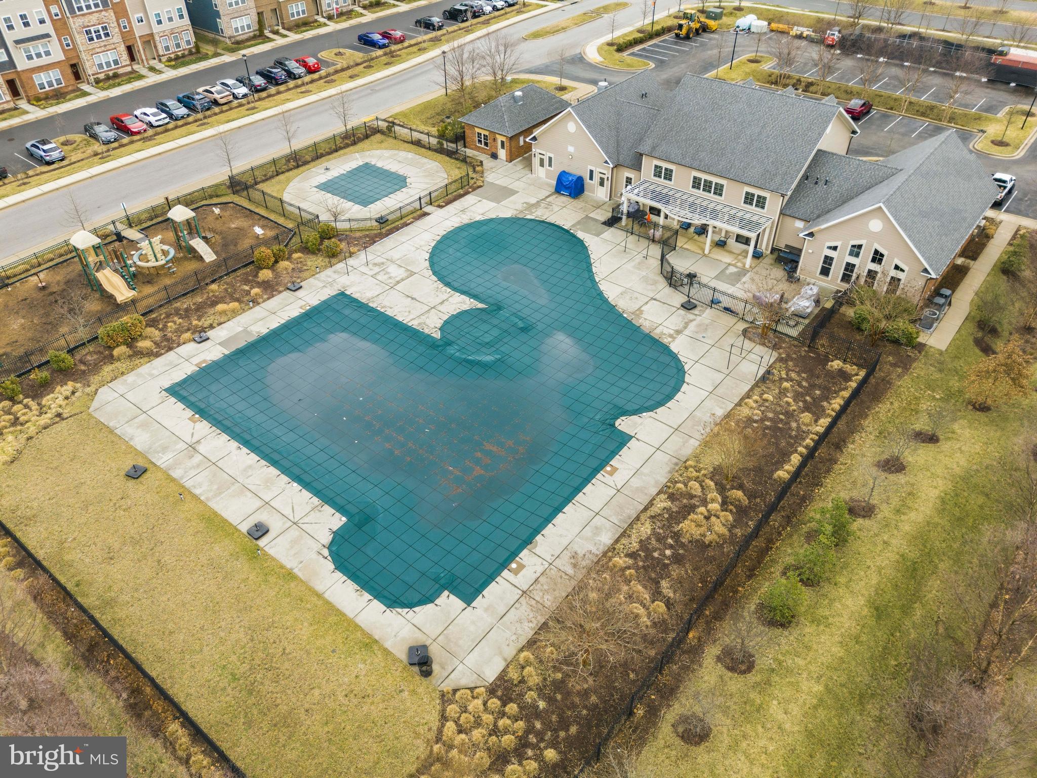 7839 Patterson Way Hanover, MD 21076 - Photo 54 of 56 a view of a swimming pool with yard