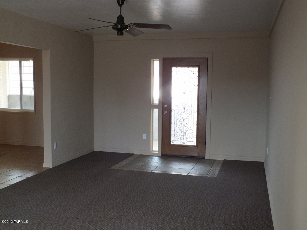 2831 West Mossman Road Tucson, AZ 85746 - Photo 8 of 23 Gallery Image 8
