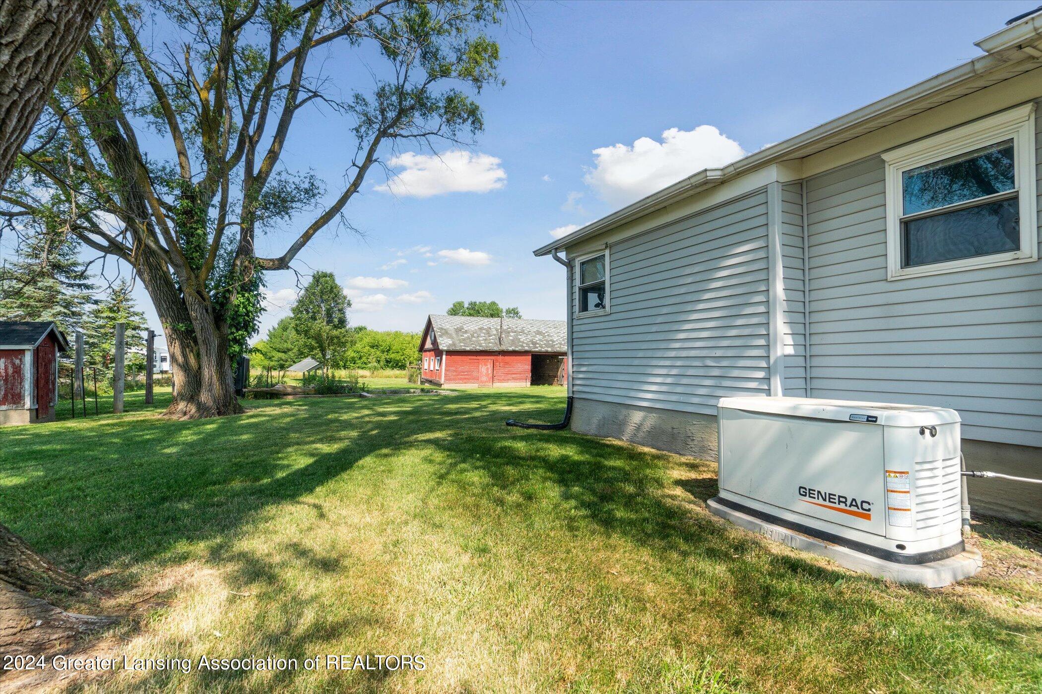 7904 South Francis Road Dewitt, MI 48820 - Photo 35 of 44 35-7904-S-Francis-Rd-DeWitt-MI-48820-Win