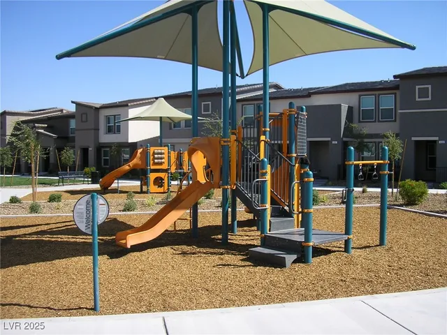 $1,950 | 1721 Pamela Springs Lane, North Las Vegas, NV 89084