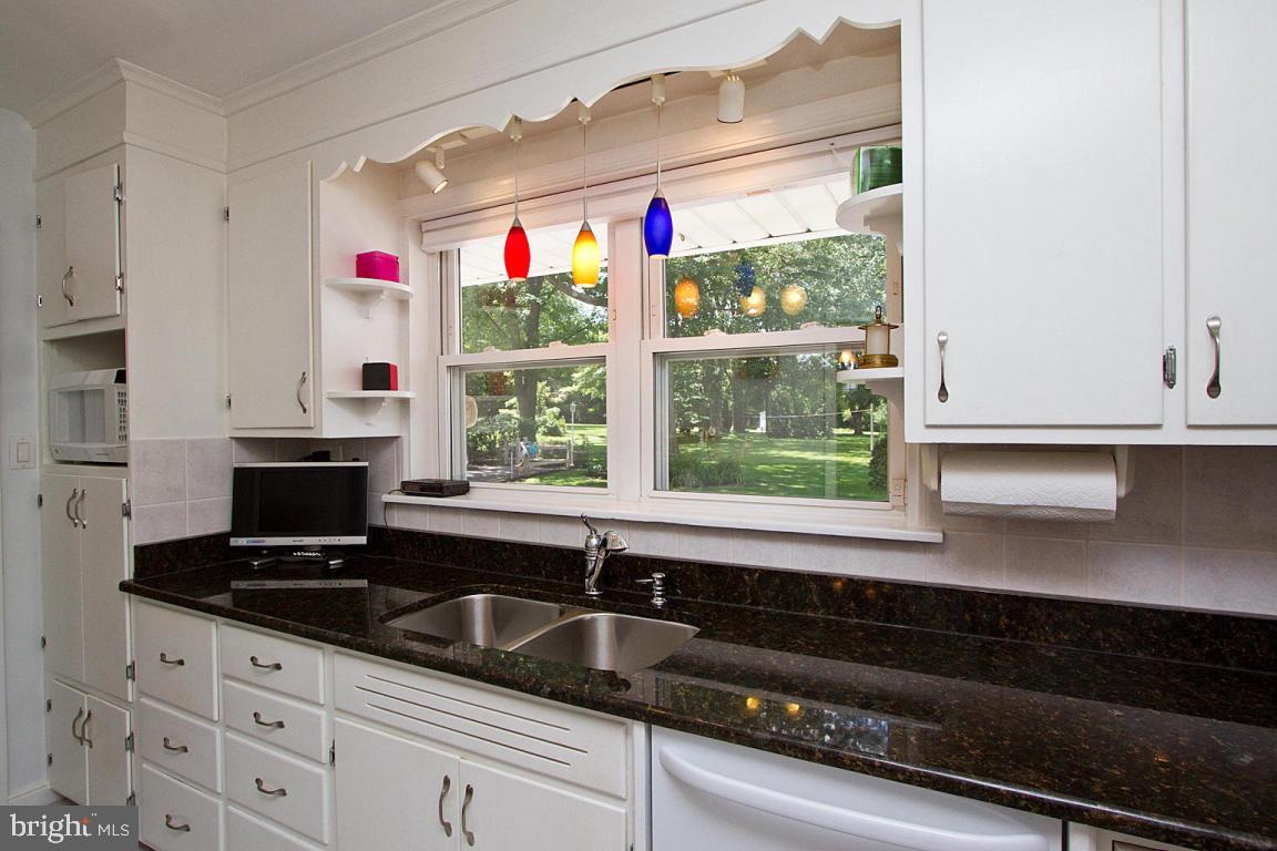 22 Rohrerstown Road Lancaster, PA 17603 - Photo 21 of 43 Gallery Image 21