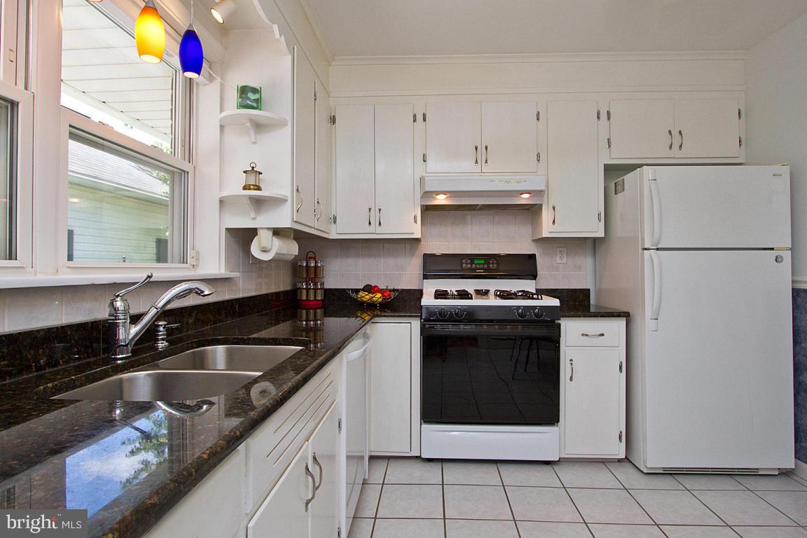 22 Rohrerstown Road Lancaster, PA 17603 - Photo 24 of 43 Gallery Image 24
