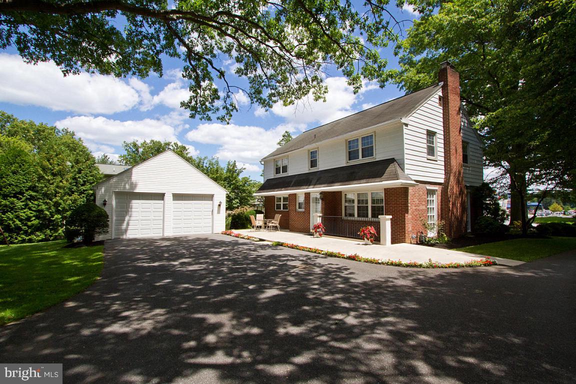 22 Rohrerstown Road Lancaster, PA 17603 - Photo 4 of 43 Gallery Image 4