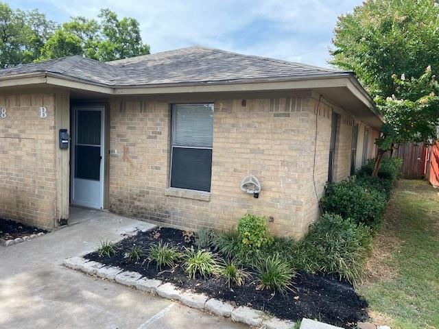 118 Maple Street, Unit A Arlington, TX 76011 - Photo 1 of 17
