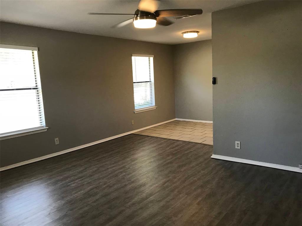 118 Maple Street, Unit A Arlington, TX 76011 - Photo 12 of 17