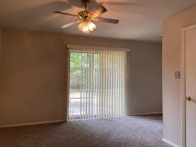 $1,350 | 118 Maple Street, Unit A, Arlington, TX 76011