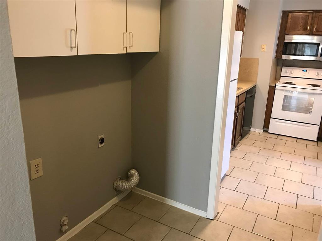 118 Maple Street, Unit A Arlington, TX 76011 - Photo 14 of 17