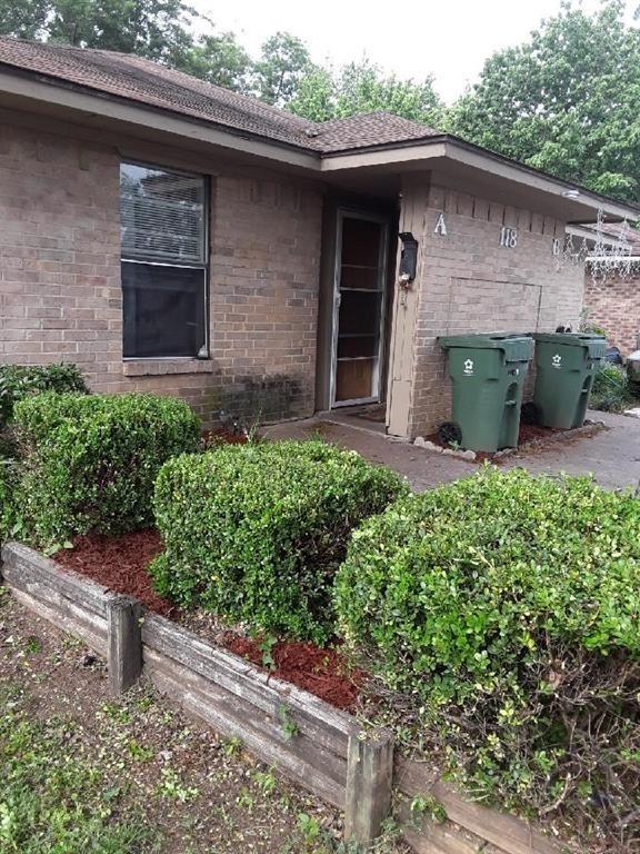 118 Maple Street, Unit A Arlington, TX 76011 - Photo 2 of 17