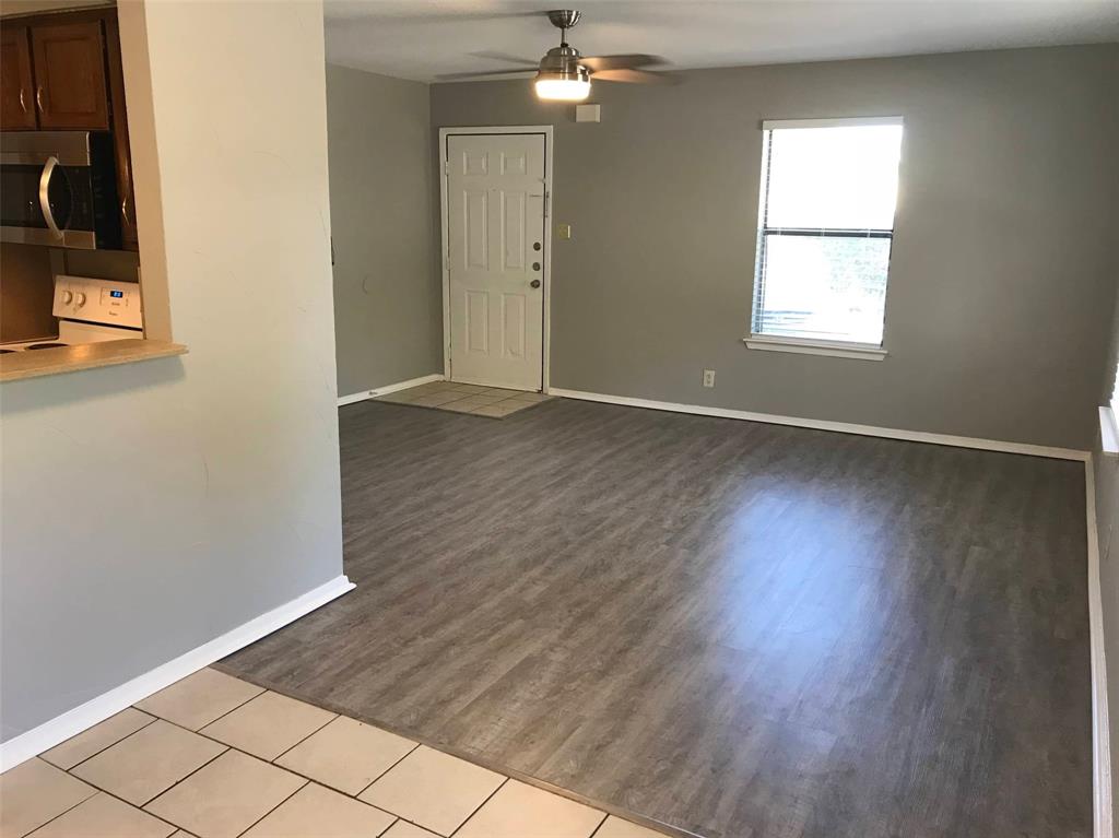 118 Maple Street, Unit A Arlington, TX 76011 - Photo 3 of 17