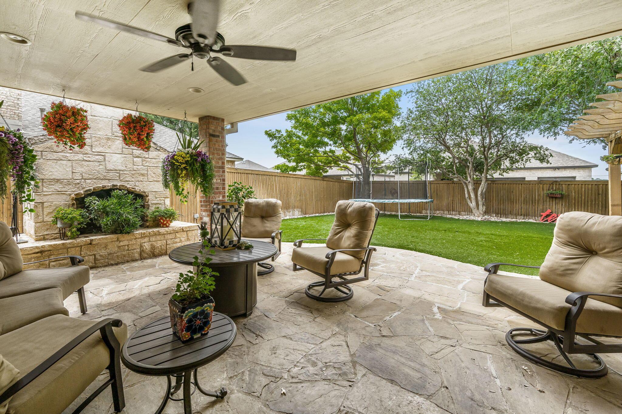 7619 Countryside Drive Amarillo, TX 79119 - Photo 30 of 41 back patio
