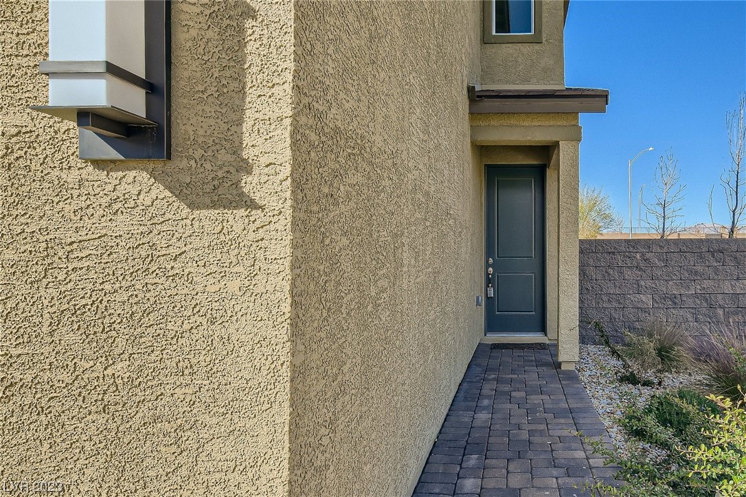 2890 Timber Country Road North Las Vegas, NV 89086 - Photo 4 of 28