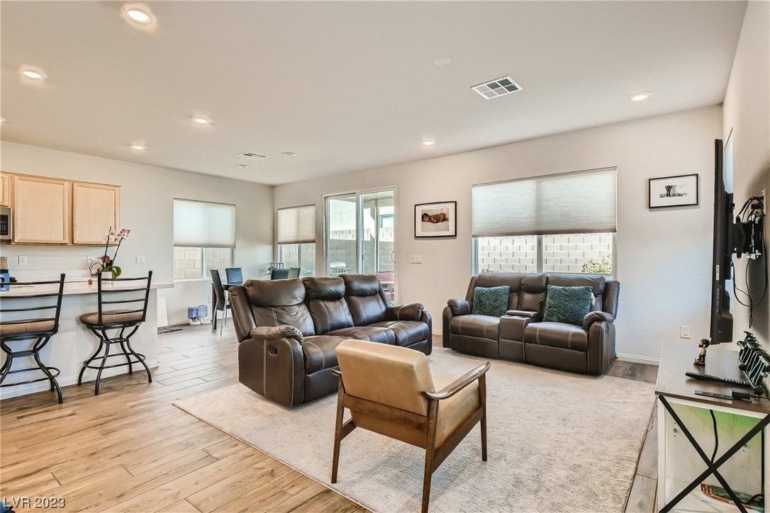 2890 Timber Country Road North Las Vegas, NV 89086 - Photo 7 of 28