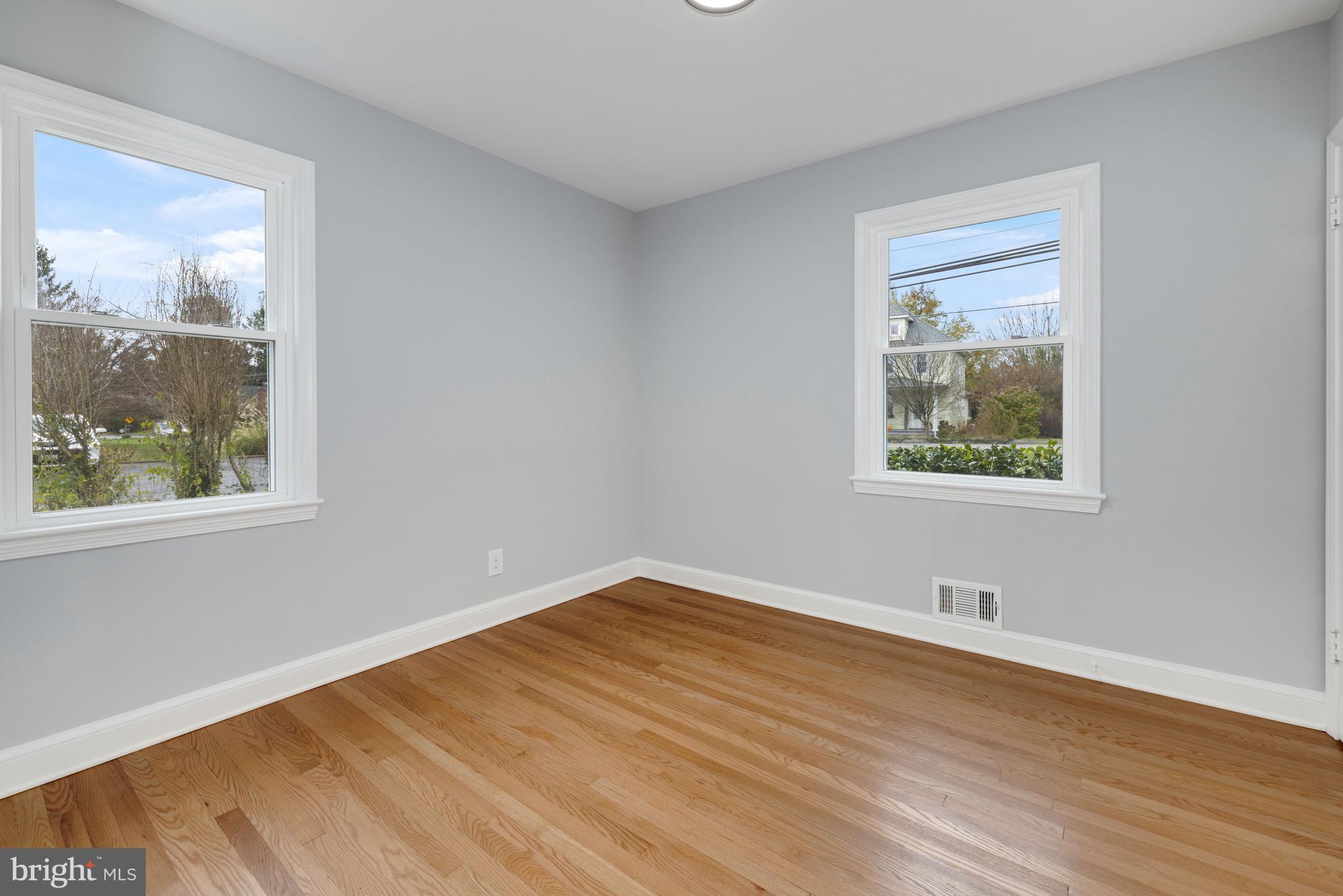 23737 Woodfield Road Gaithersburg, MD 20882 - Photo 13 of 30