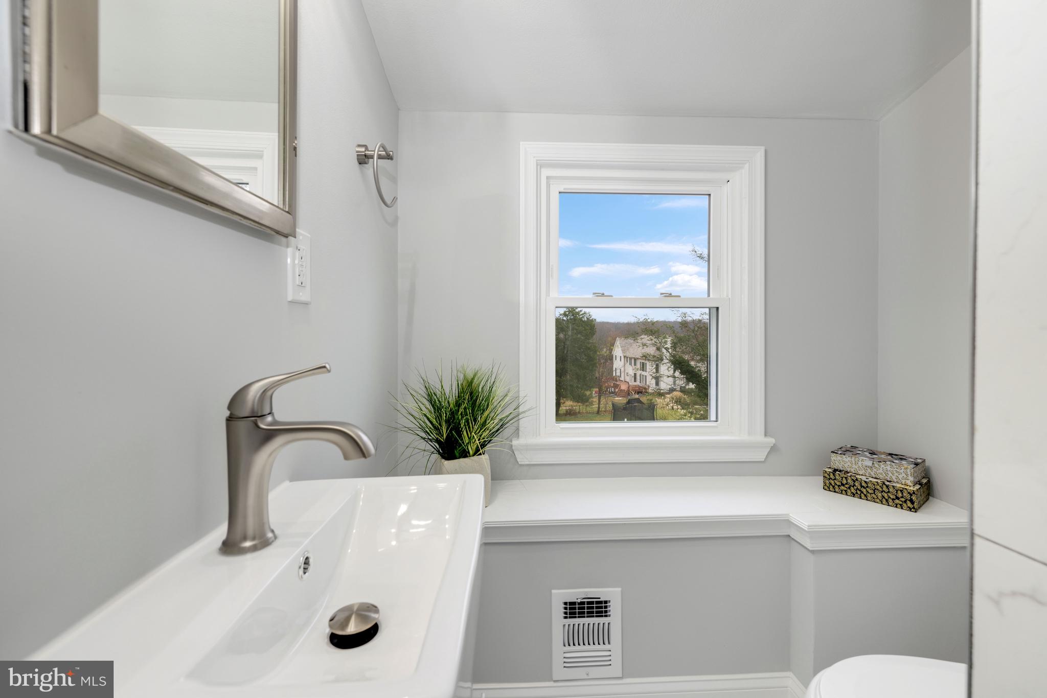 23737 Woodfield Road Gaithersburg, MD 20882 - Photo 20 of 30