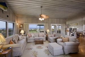 635 Sand Point Road Carpinteria, CA 93013 - Photo 9 of 19 Livingroom!