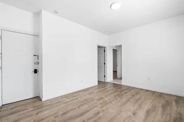 $2,500 | 188 Delaware Avenue, Unit 3, Jersey City, NJ 07306