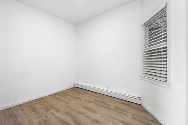 $2,300 | 188 Delaware Avenue, Unit 3, Jersey City, NJ 07306