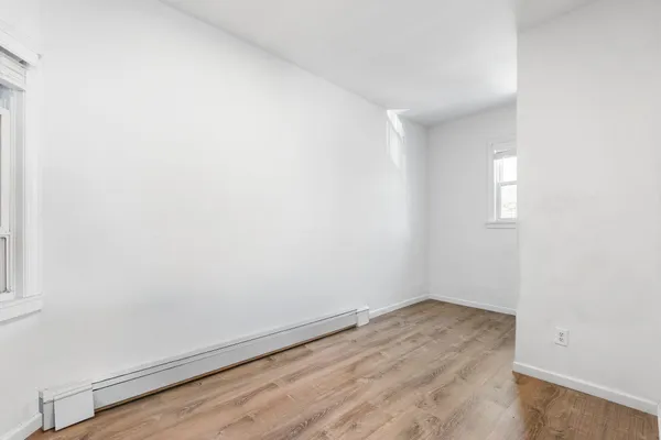 $2,300 | 188 Delaware Avenue, Unit 3, Jersey City, NJ 07306