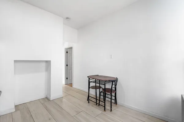 $2,300 | 188 Delaware Avenue, Unit 3, Jersey City, NJ 07306