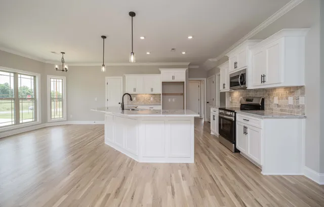 $714,999 | 139 Bruce Mdws Drive, Beechgrove, TN 37018