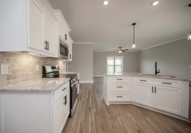 $714,999 | 139 Bruce Mdws Drive, Beechgrove, TN 37018