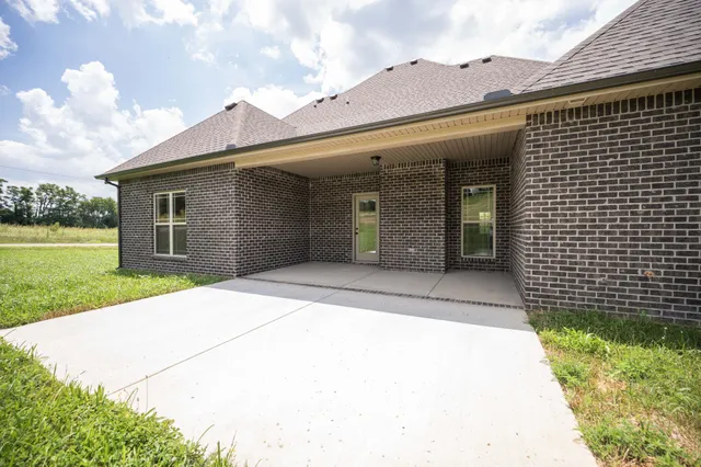 $714,999 | 139 Bruce Mdws Drive, Beechgrove, TN 37018