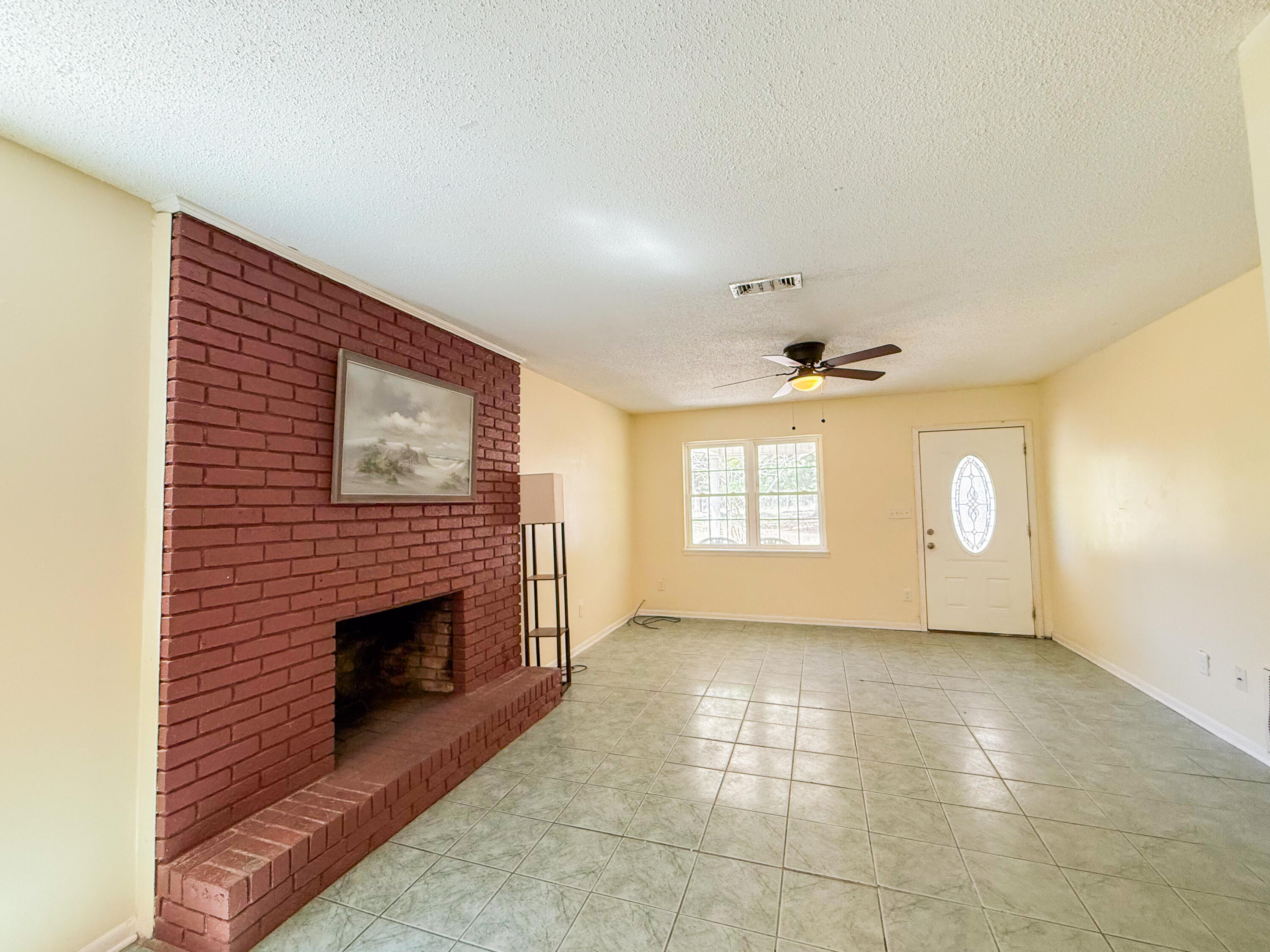 5703 Old River Road Baker, FL 32531 - Photo 5 of 27 IMG_6877