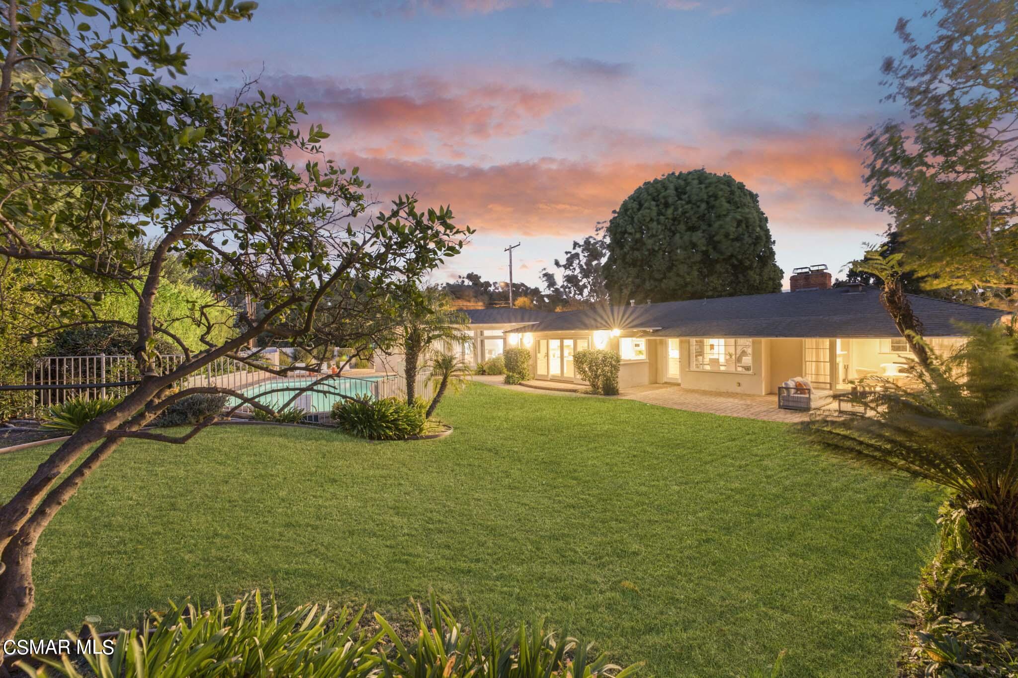 14401 Villa Woods Place Pacific Palisades, CA 90272 - Photo 26 of 46 a view of a field of the house