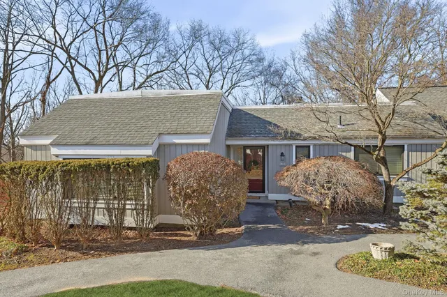 $645,000 | 140 Heritage Hills, Unit A, Somers, NY 10589