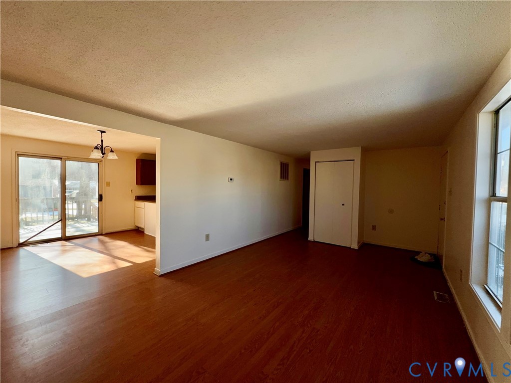 3901 Old Warwick Road Richmond, VA 23234 - Photo 2 of 21