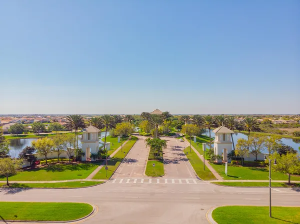 $424,900 | 11769 Southwest Bennington Circle, Port St. Lucie, FL 34987