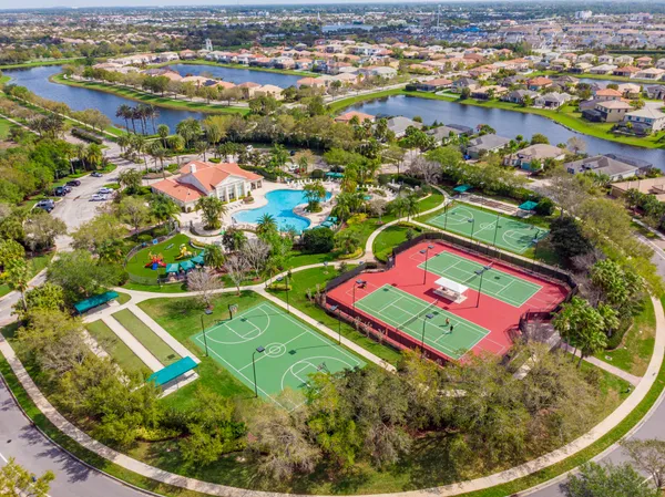 $424,900 | 11769 Southwest Bennington Circle, Port St. Lucie, FL 34987