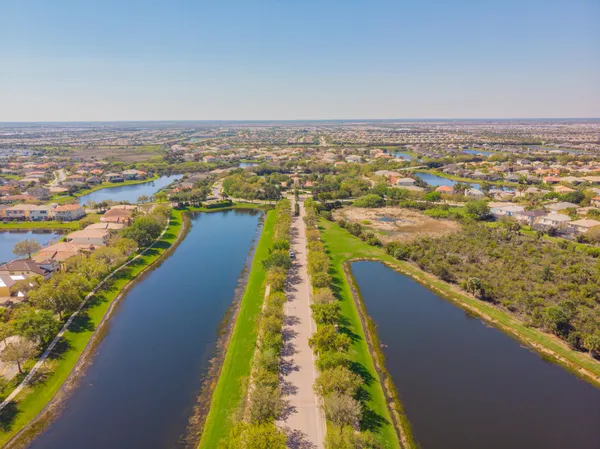 $424,900 | 11769 Southwest Bennington Circle, Port St. Lucie, FL 34987