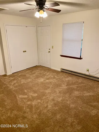 $650 | 2609 MacGregor Downs Road, Unit 14, Greenville, NC 27834