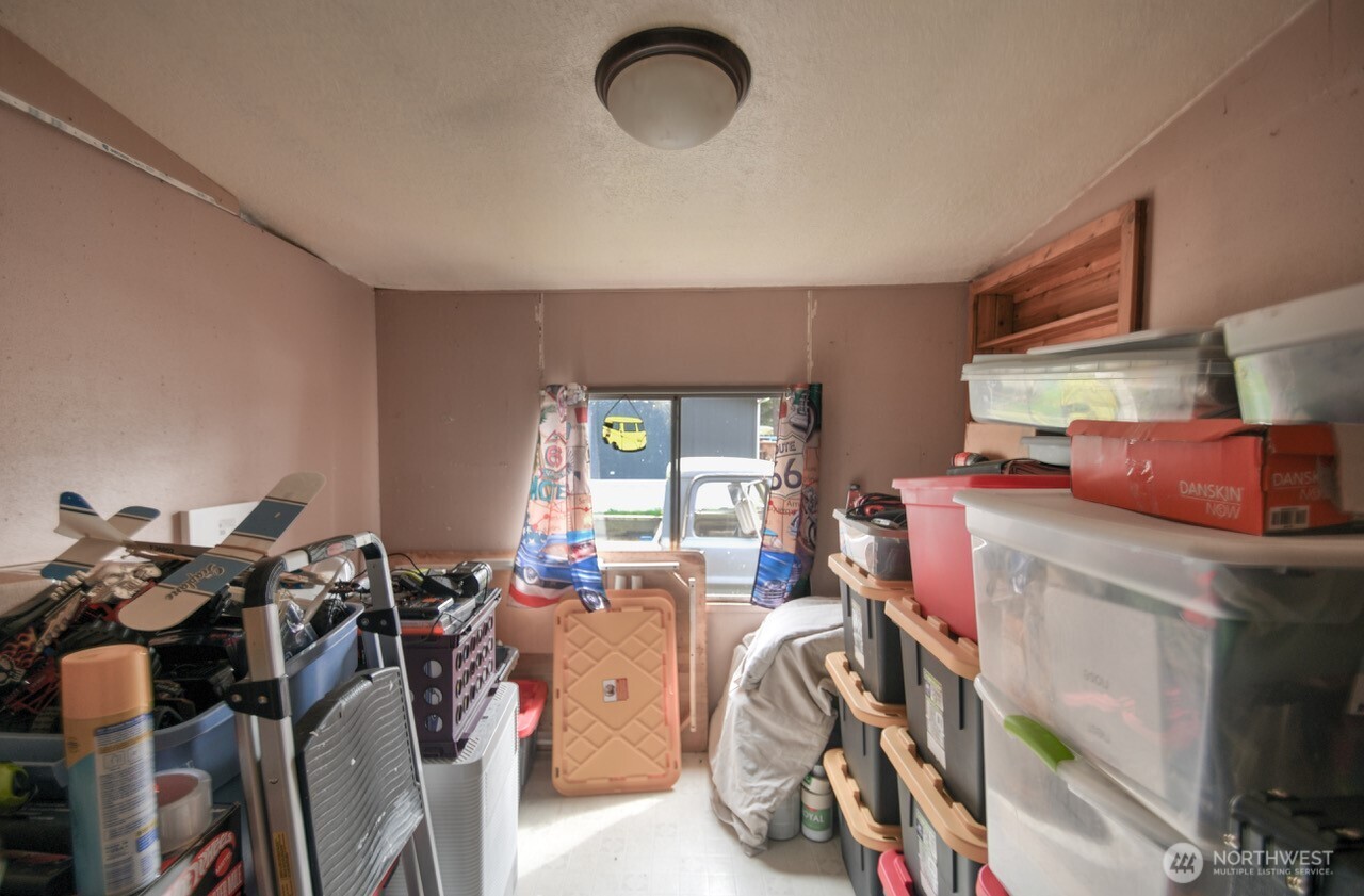 17340 Sargent Road Southwest, Unit 15 Rochester, WA 98579 - Photo 11 of 21