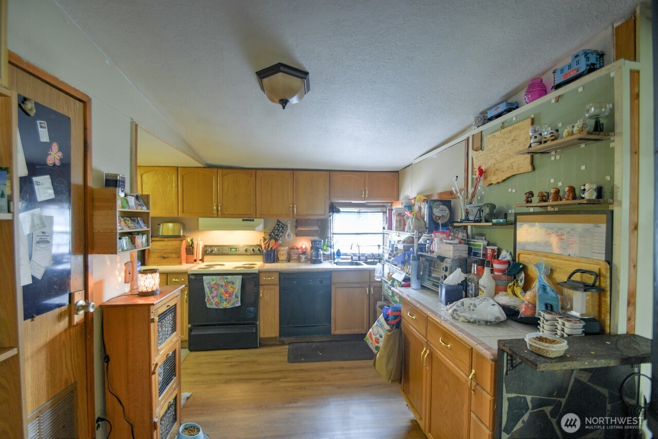 17340 Sargent Road Southwest, Unit 15 Rochester, WA 98579 - Photo 13 of 21