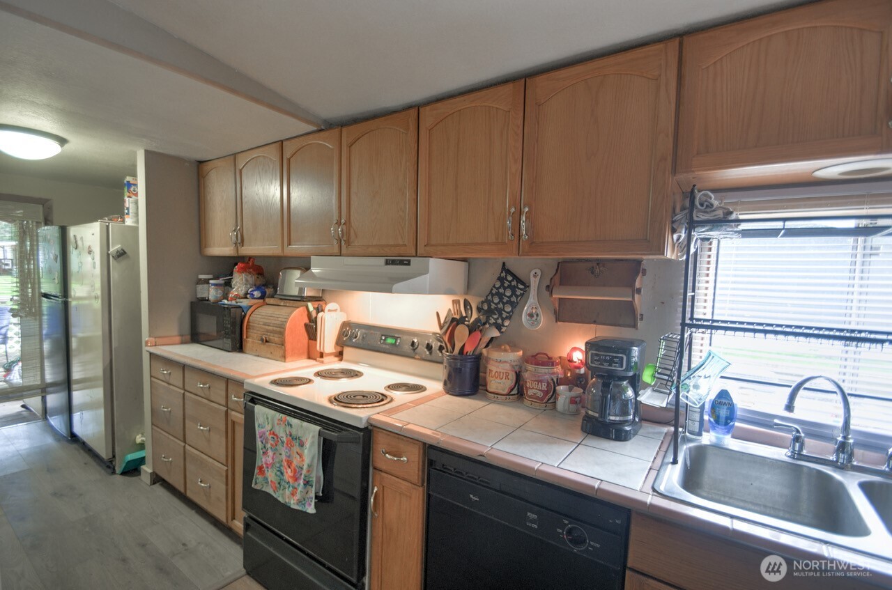 17340 Sargent Road Southwest, Unit 15 Rochester, WA 98579 - Photo 14 of 21