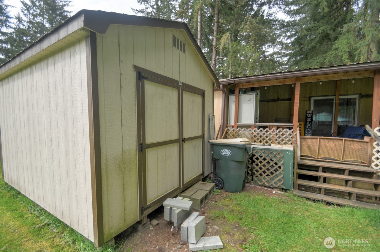 17340 Sargent Road Southwest, Unit 15 Rochester, WA 98579 - Photo 18 of 21