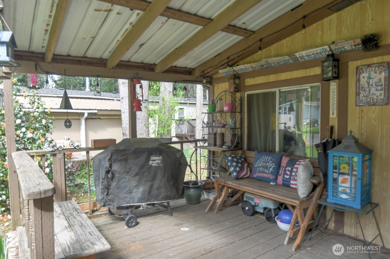 17340 Sargent Road Southwest, Unit 15 Rochester, WA 98579 - Photo 2 of 21