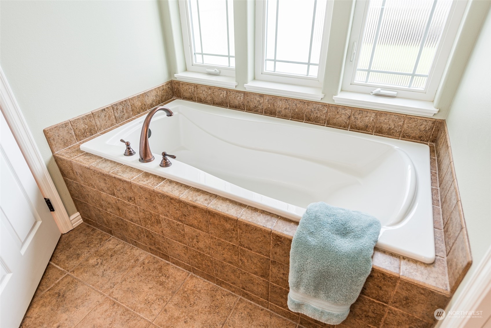 1203 Rook Drive Port Angeles, WA 98362 - Photo 28 of 38 Gallery Image 28