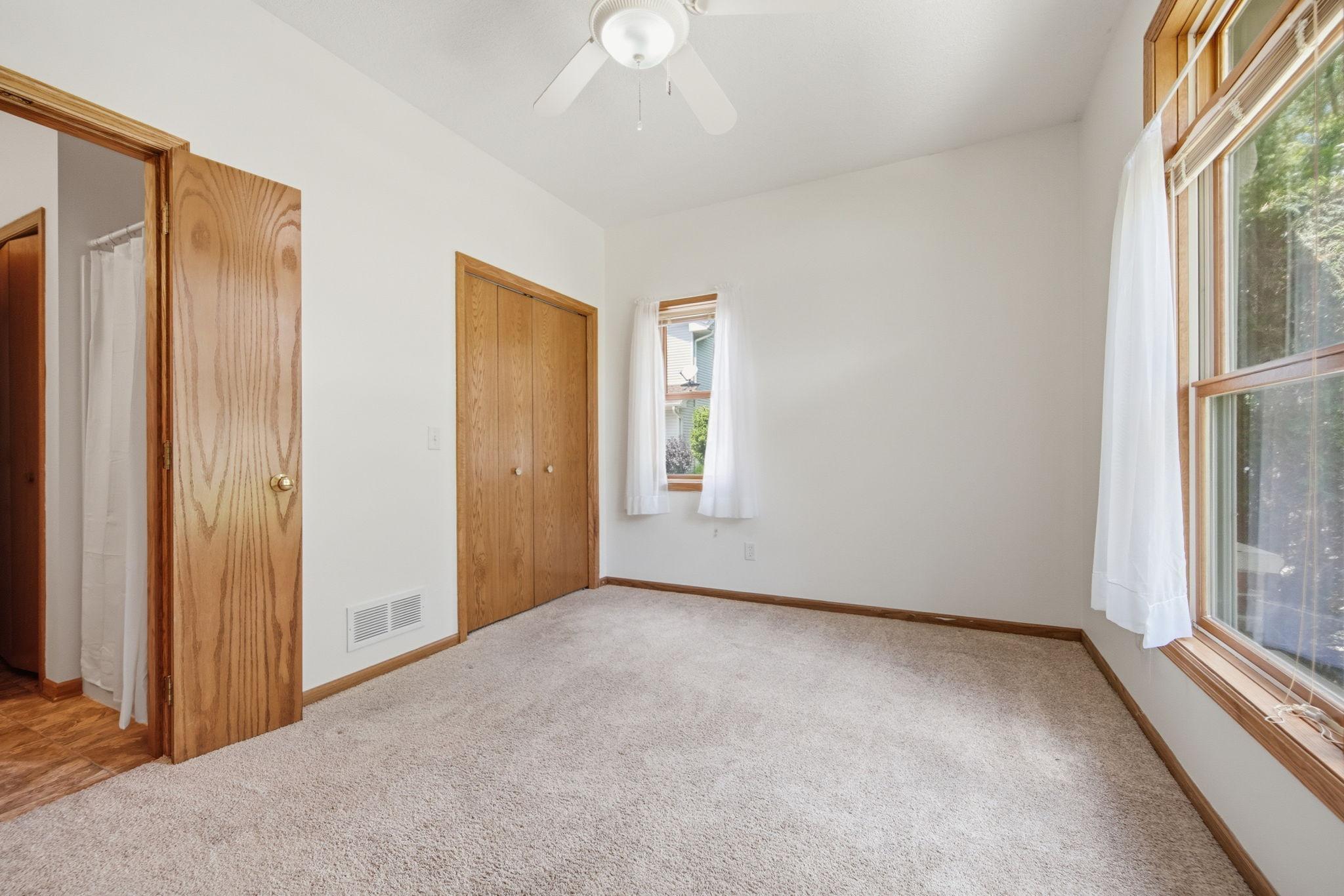 797 Parkside Lane Columbia Heights, MN 55421 - Photo 18 of 37