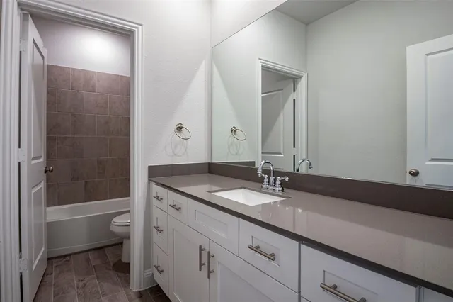 $2,295 | 729 Rusty Spurs Place, Weston, TX 75009